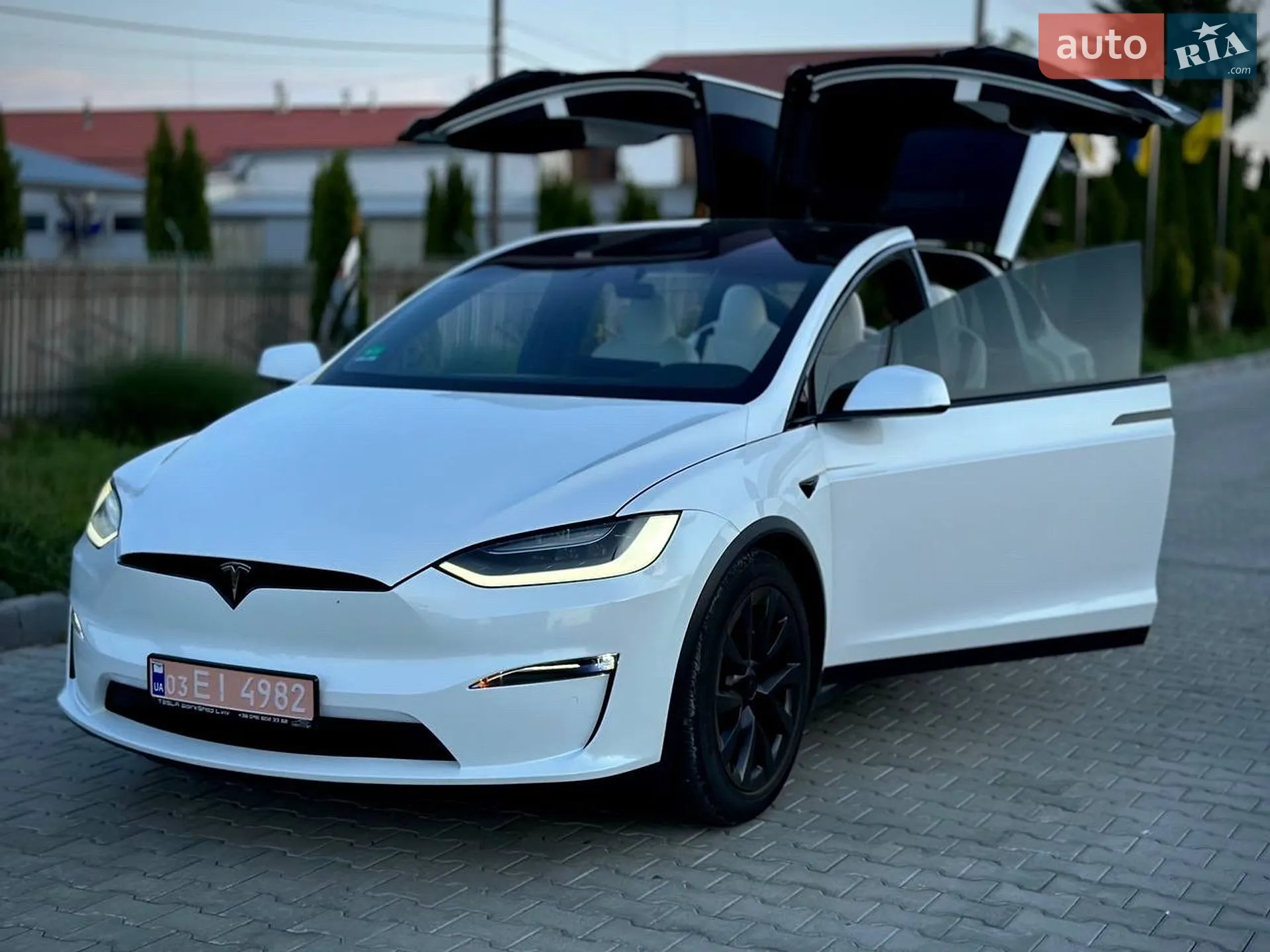 2022 Tesla Model X - мініатюра 4
