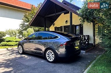 Позашляховик / Кросовер Tesla Model X 2017 в Києві фото 9 Позашляховик / Кросовер Tesla Model X 2017 в Києві