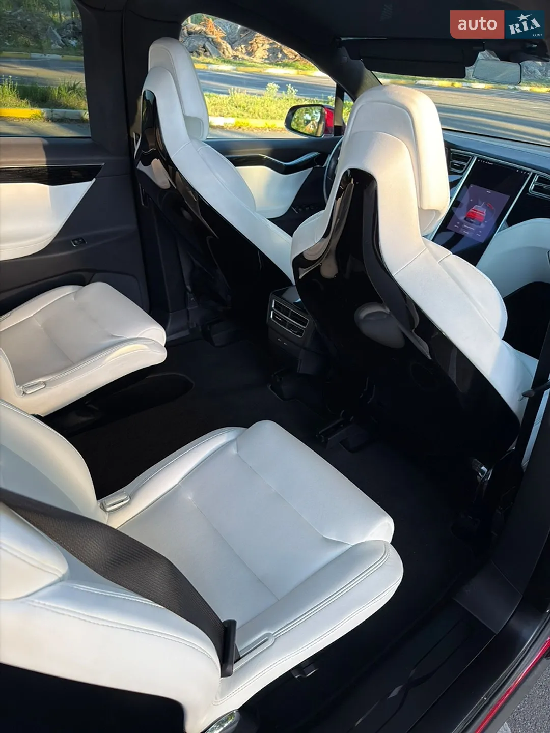 2017 Tesla Model X - мініатюра 11