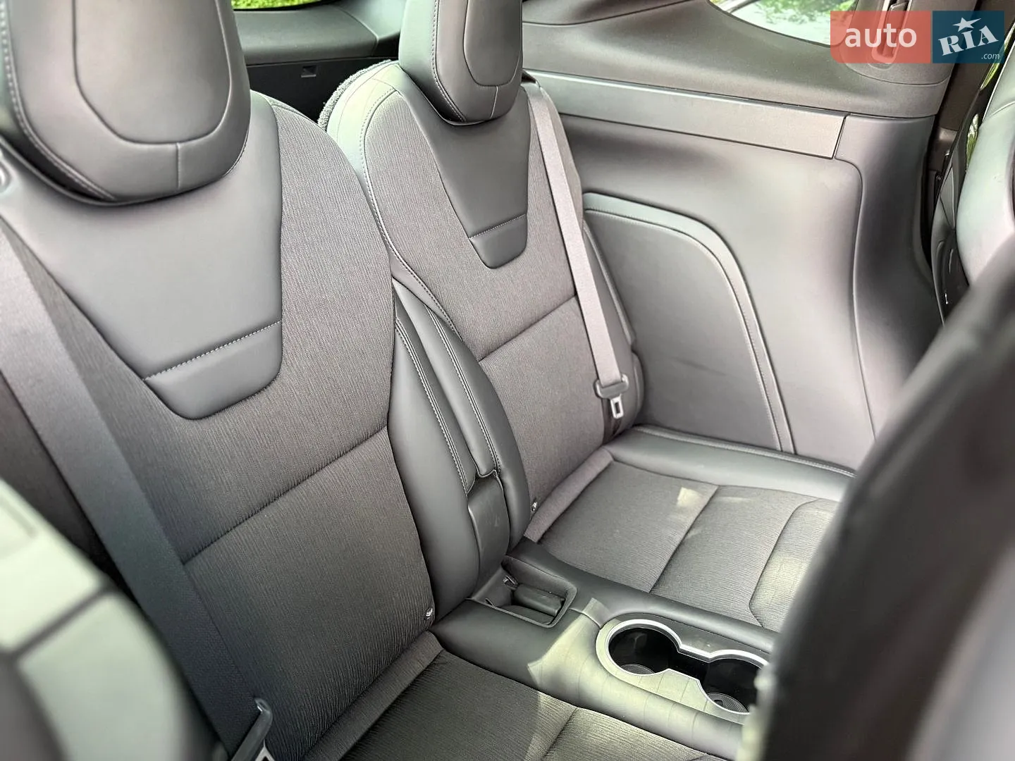2016 Tesla Model X - мініатюра 12