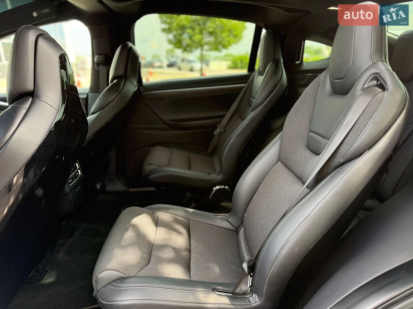 2016 Tesla Model X - мініатюра 14