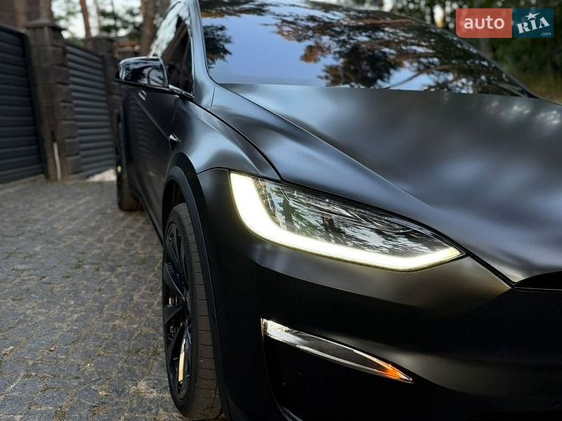 Внедорожник / Кроссовер Tesla Model X 2022 в Киеве