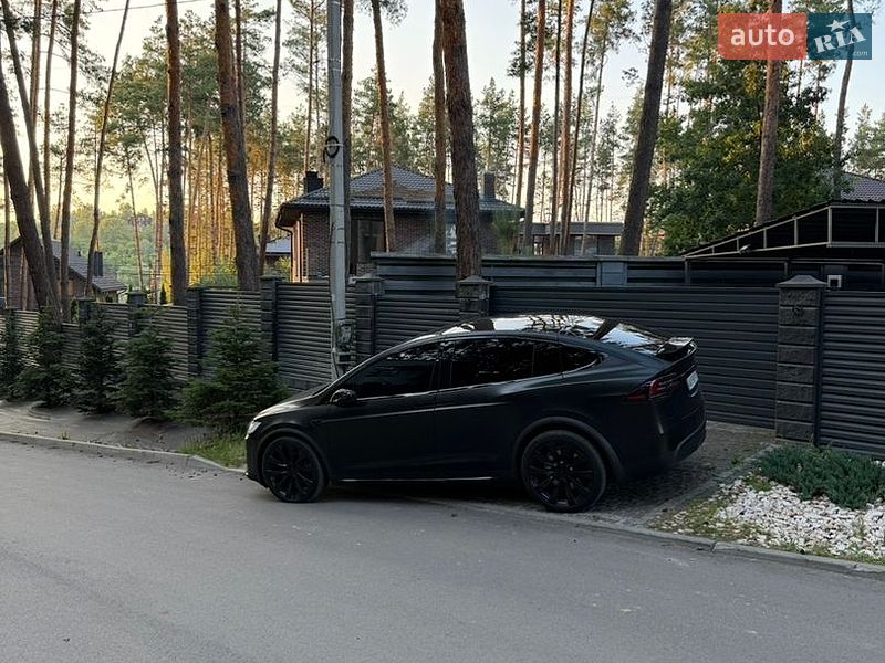 Внедорожник / Кроссовер Tesla Model X 2022 в Киеве