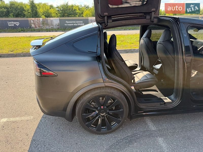 Внедорожник / Кроссовер Tesla Model X 2022 в Киеве