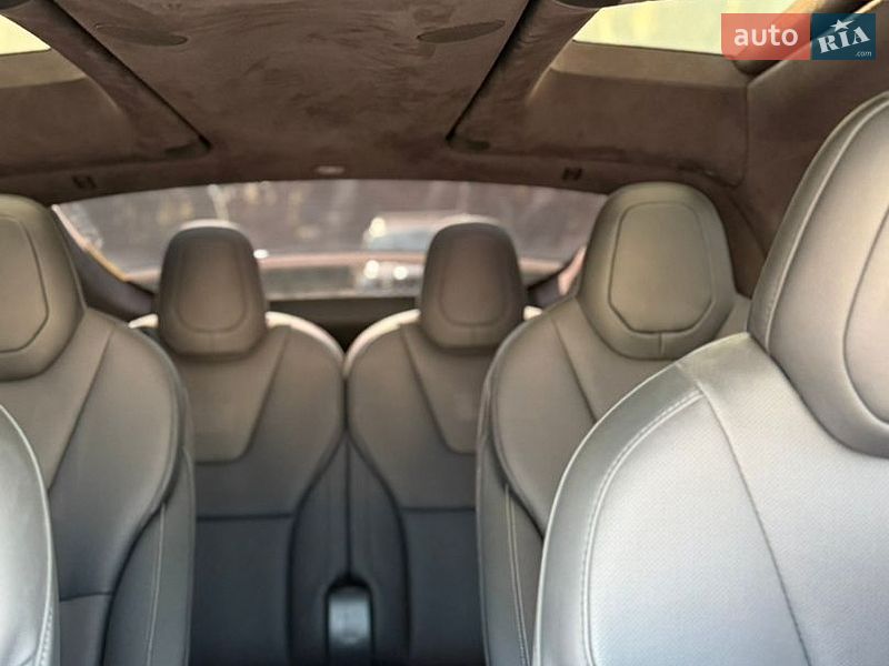 Внедорожник / Кроссовер Tesla Model X 2022 в Киеве