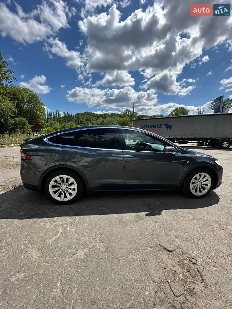 2017 Tesla Model X - мініатюра 3