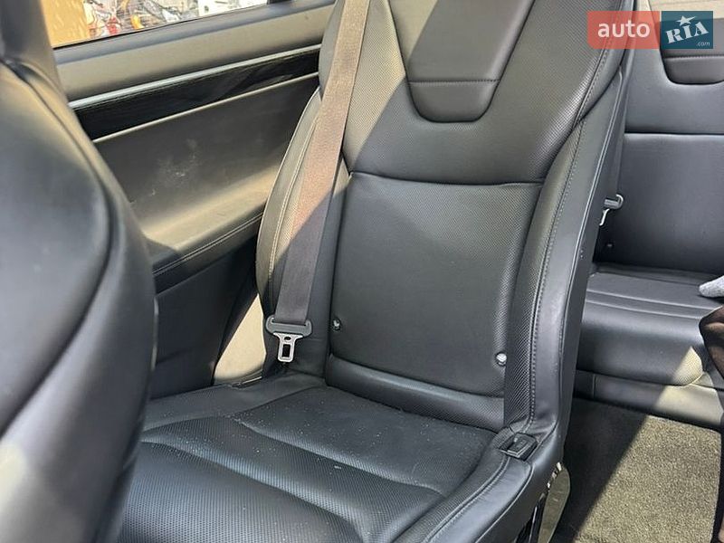 Внедорожник / Кроссовер Tesla Model X 2016 в Черновцах
