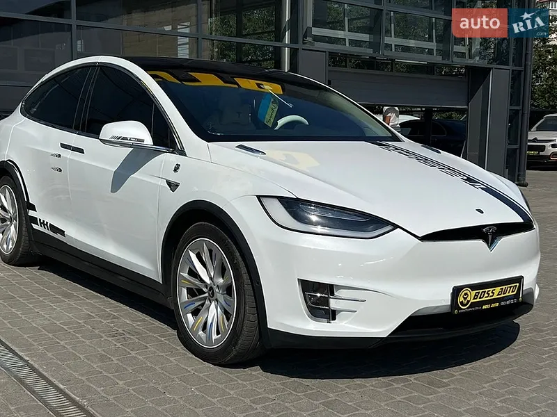 Tesla Model X 2018