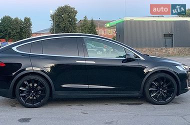 Внедорожник / Кроссовер Tesla Model X 2017 в Сквире
