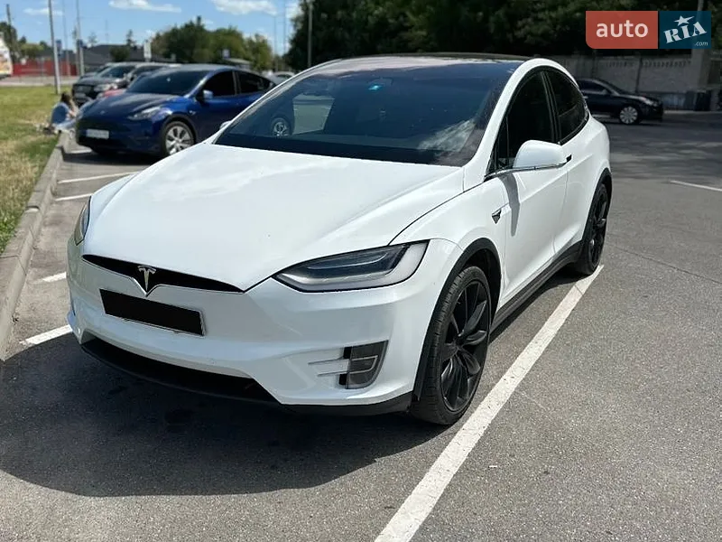 Tesla Model X
