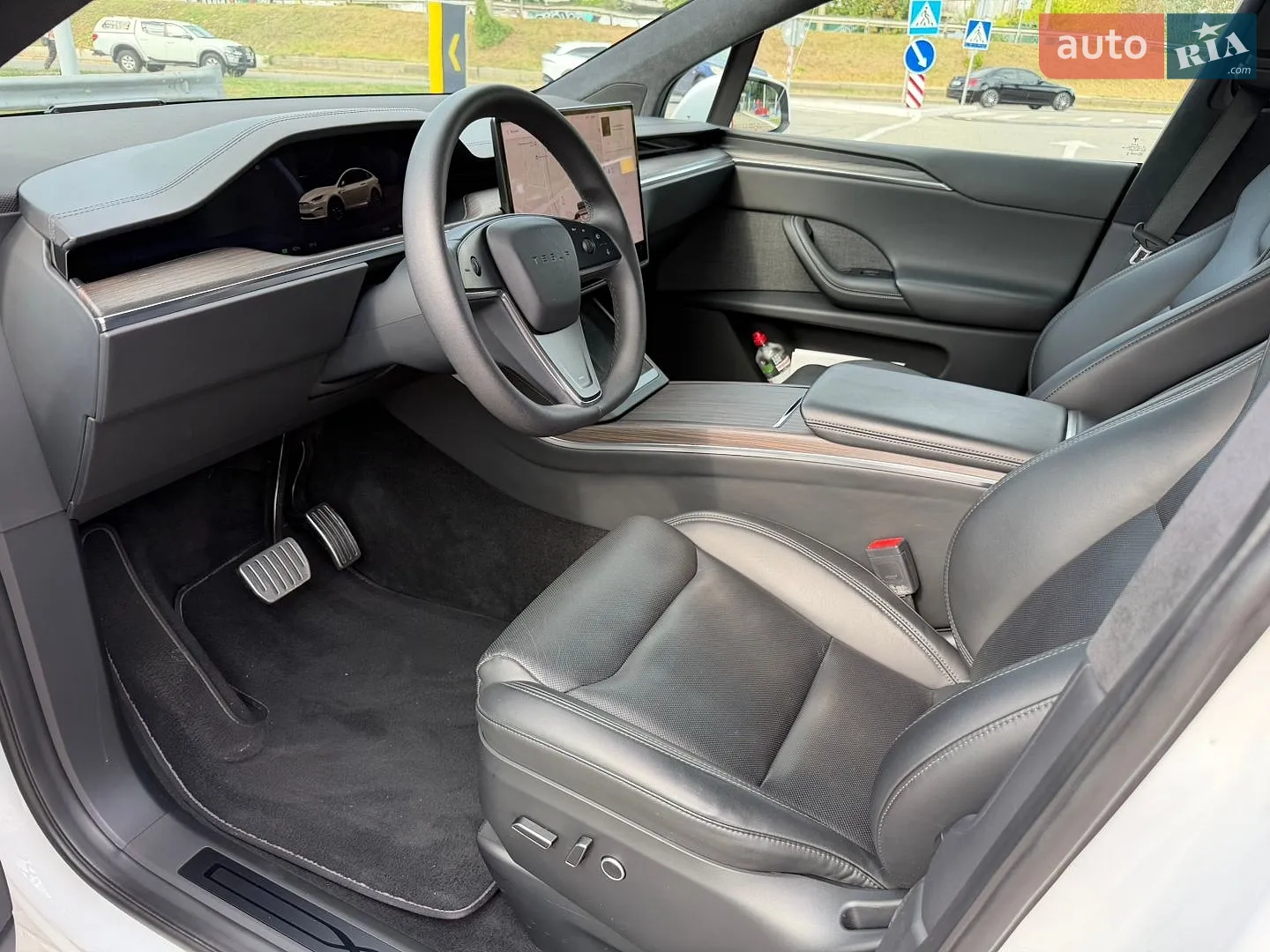 2023 Tesla Model X - мініатюра 32
