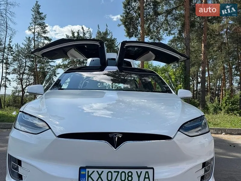 Tesla Model X