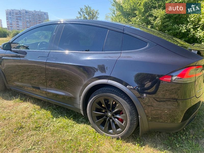 Внедорожник / Кроссовер Tesla Model X 2016 в Львове фото 4 Внедорожник / Кроссовер Tesla Model X 2016 в Львове