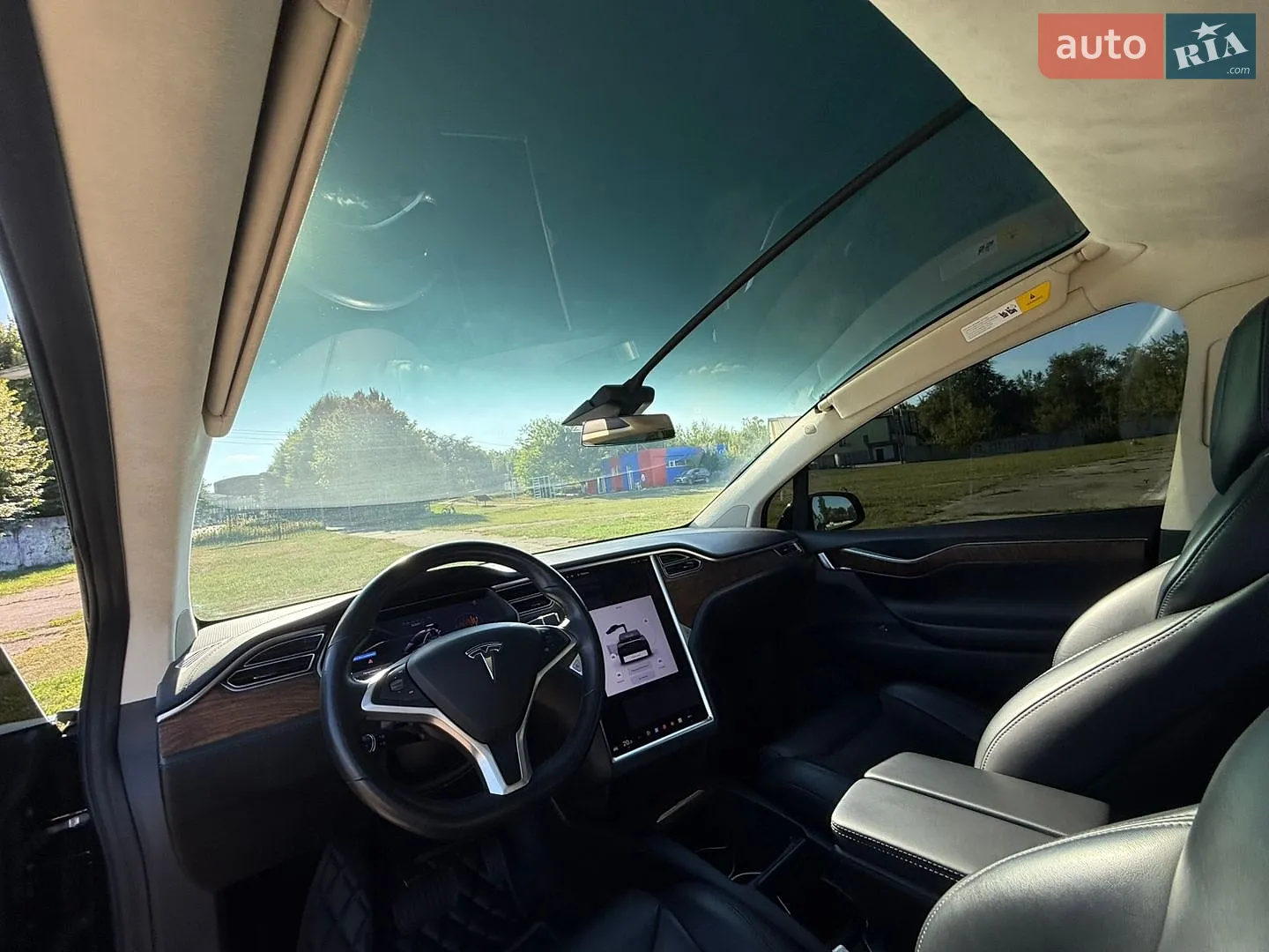 2017 Tesla Model X - мініатюра 26