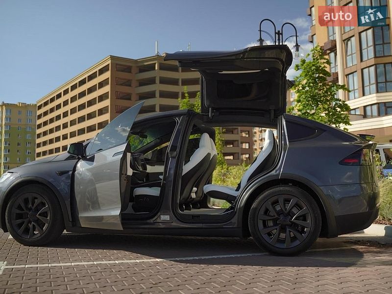 Внедорожник / Кроссовер Tesla Model X 2022 в Киеве