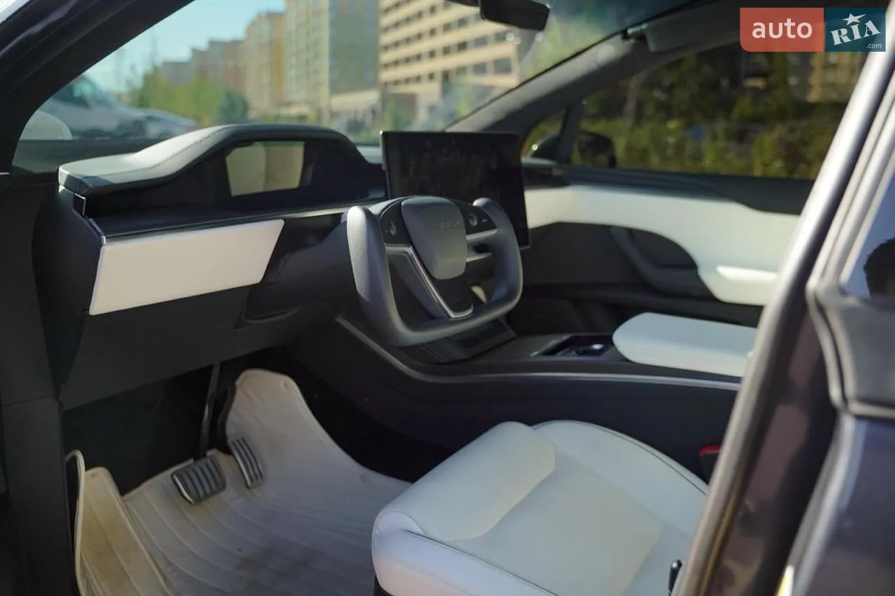 2022 Tesla Model X - мініатюра 21
