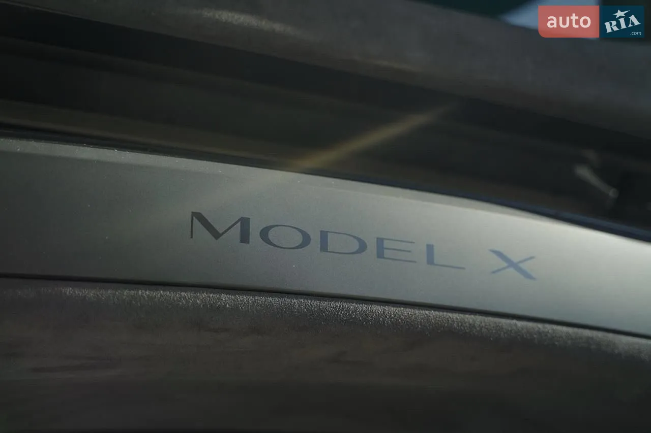 2022 Tesla Model X - мініатюра 28