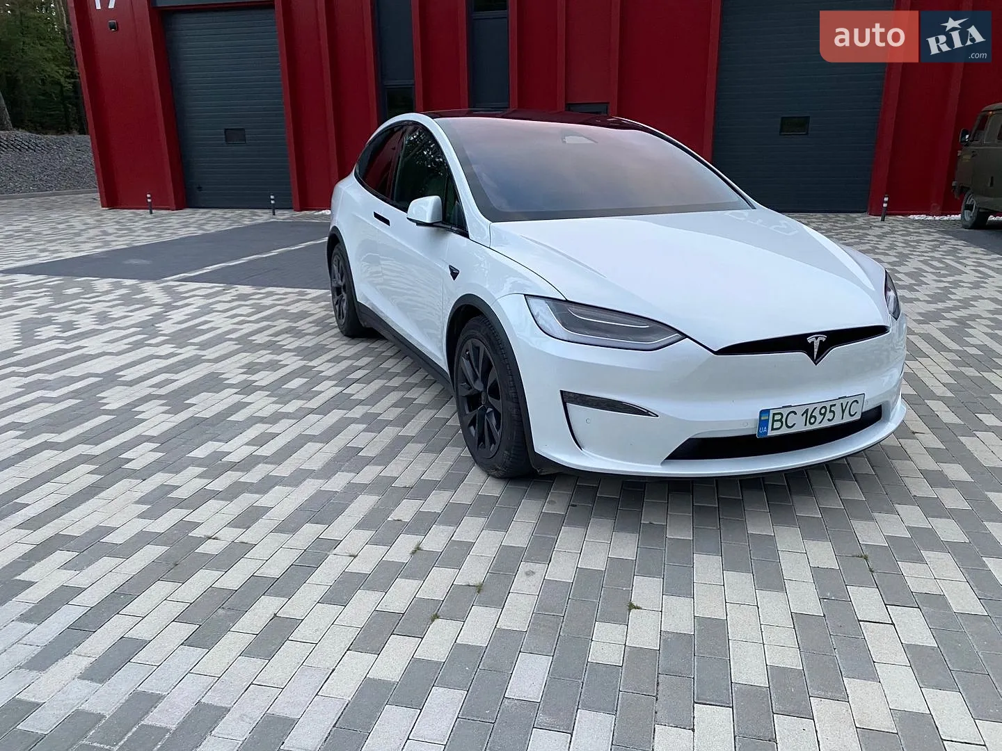 2022 Tesla Model X - мініатюра 3