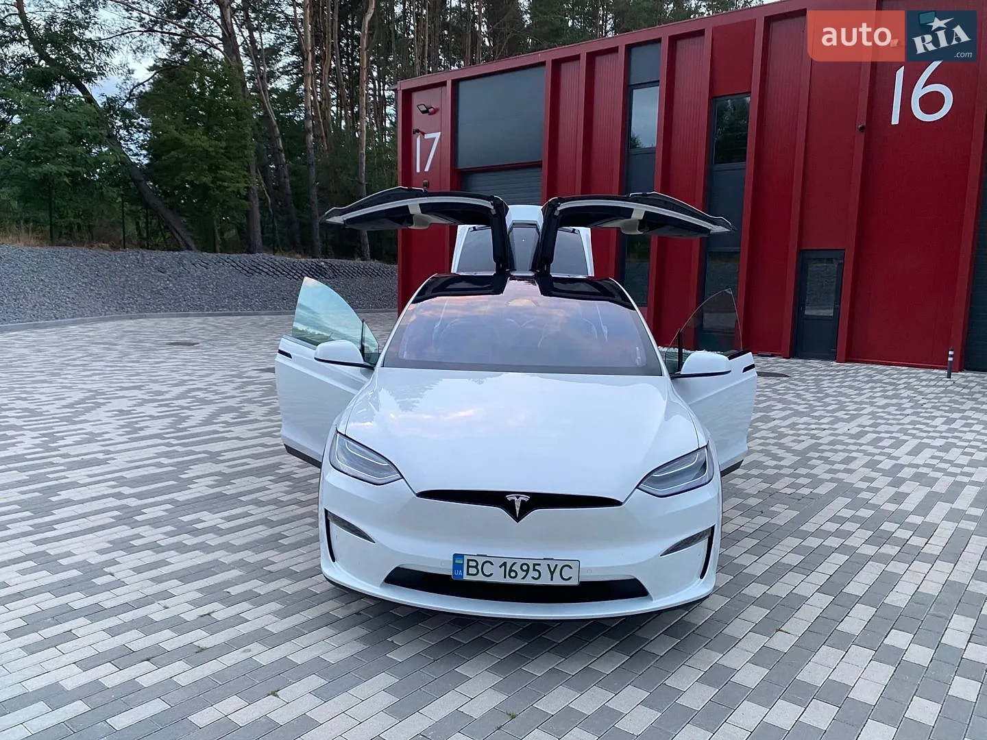 2022 Tesla Model X - мініатюра 12