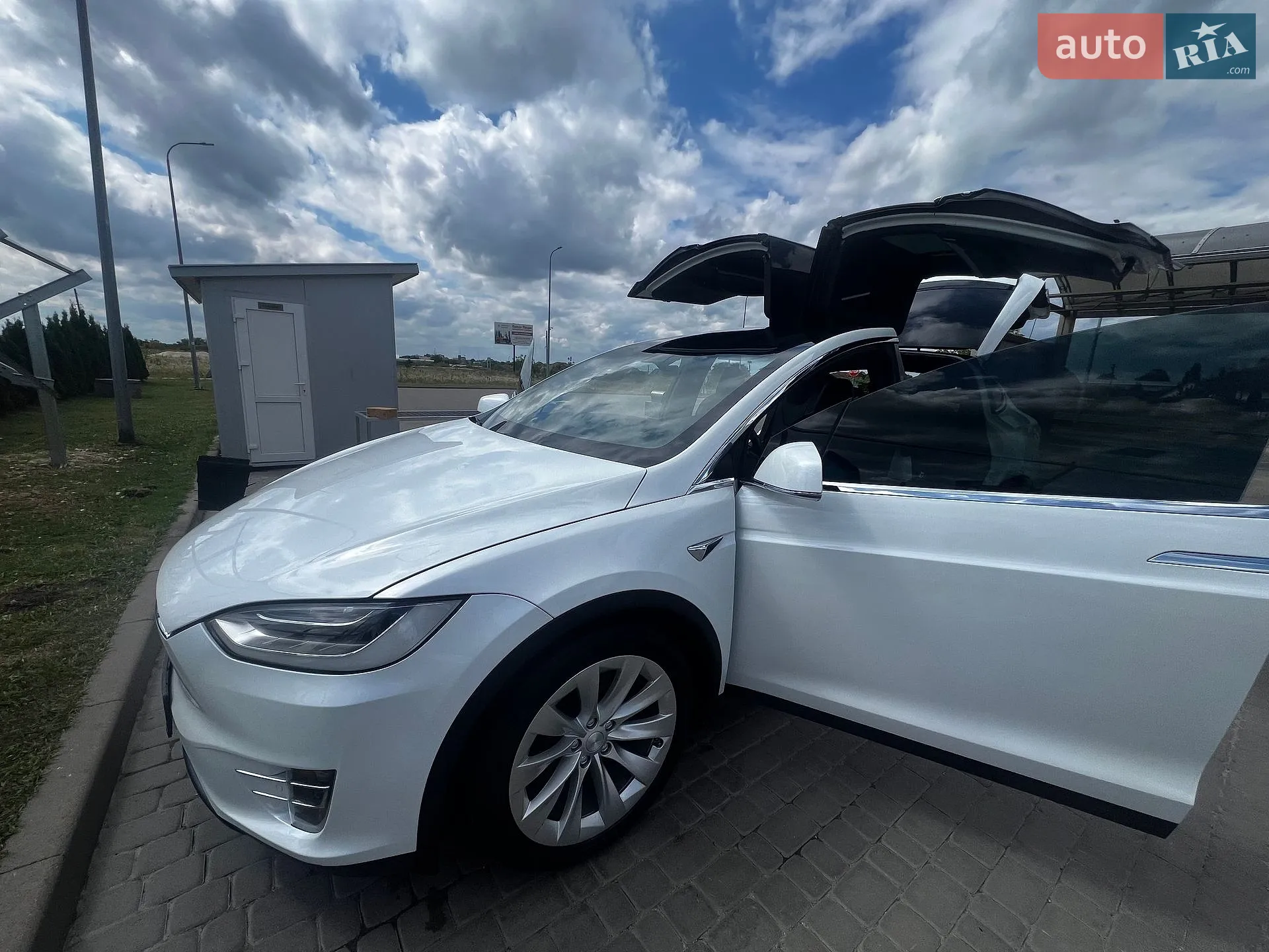 2018 Tesla Model X - мініатюра 4
