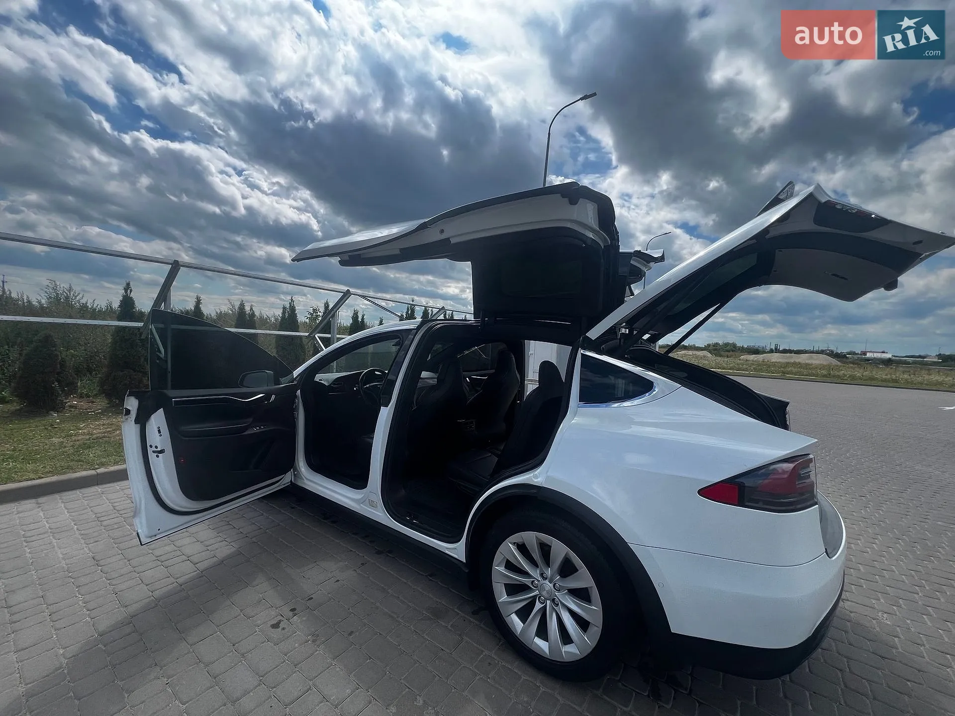 2018 Tesla Model X - мініатюра 5