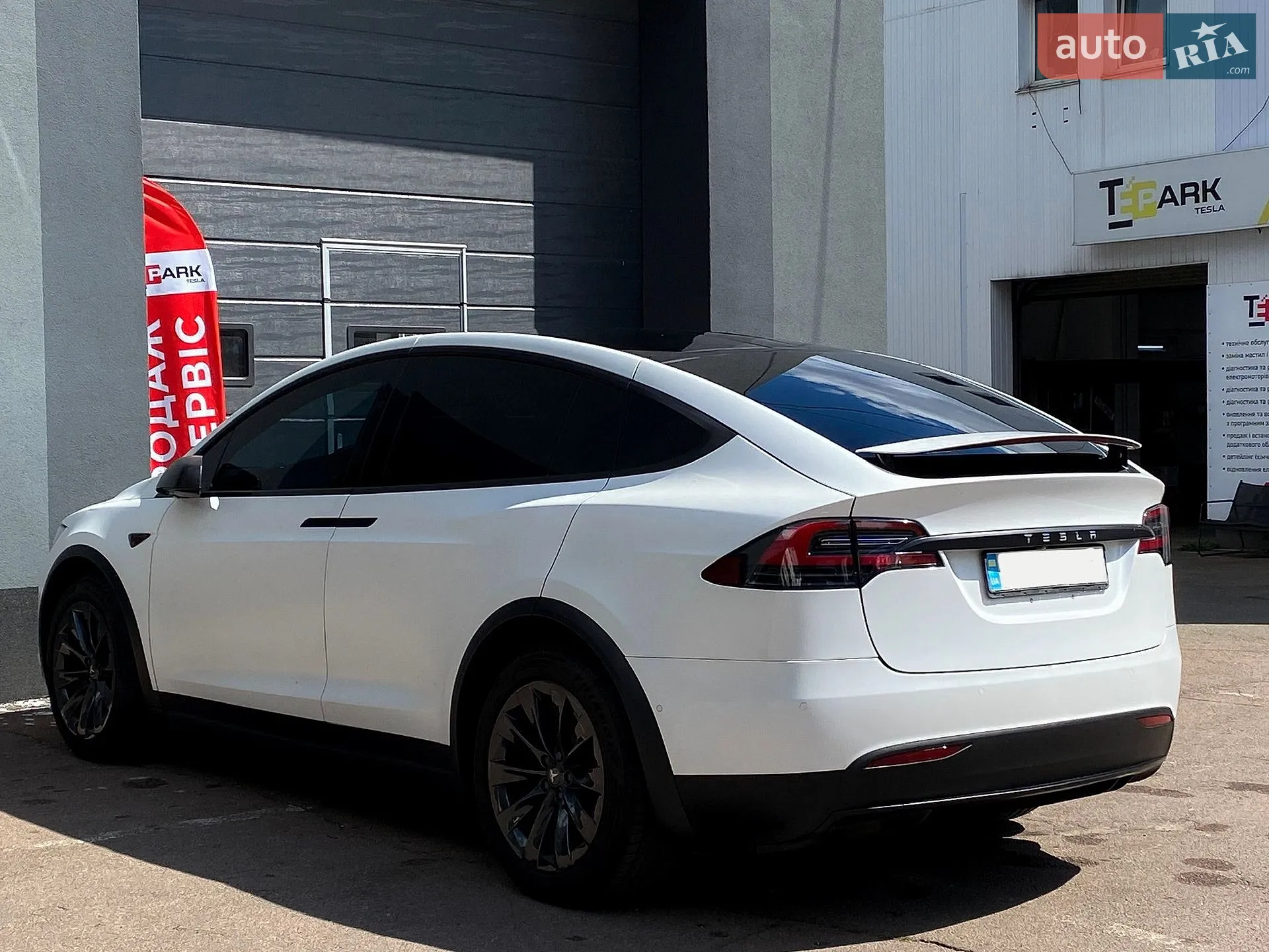 2019 Tesla Model X - мініатюра 8