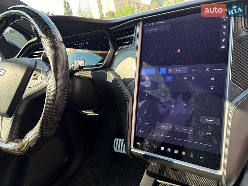 Внедорожник / Кроссовер Tesla Model X 2019 в Киеве