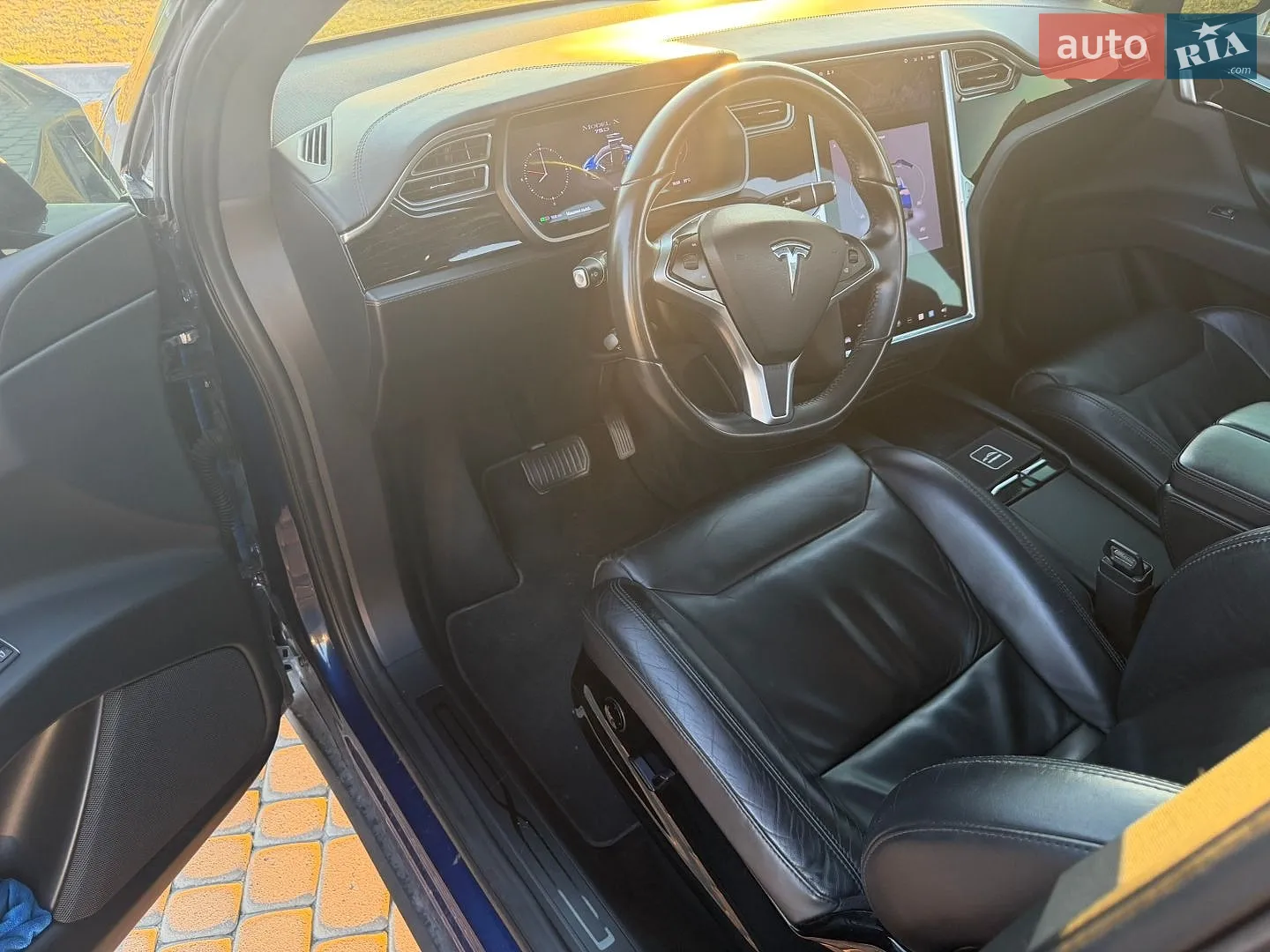 2016 Tesla Model X - мініатюра 11