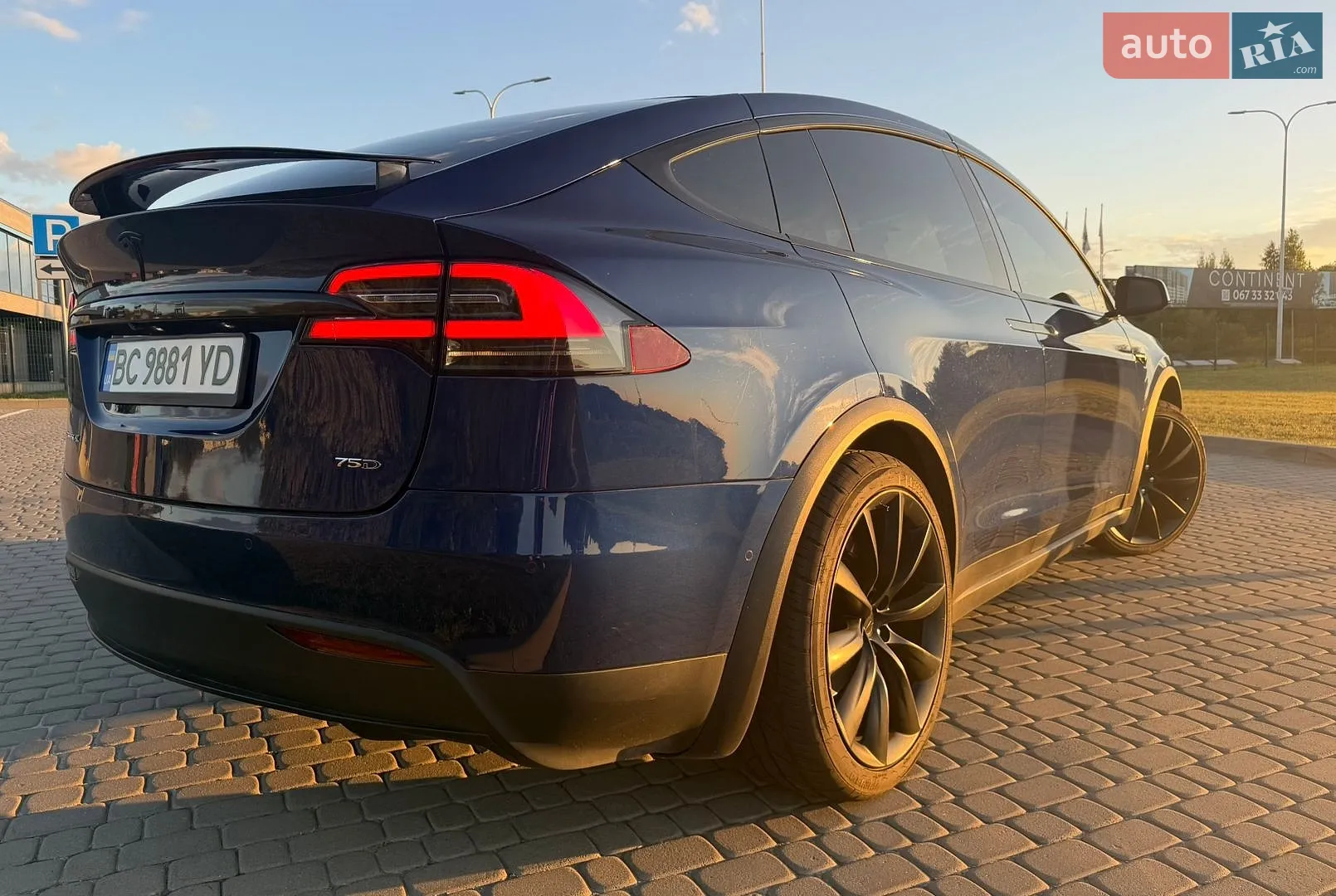 2016 Tesla Model X - мініатюра 8