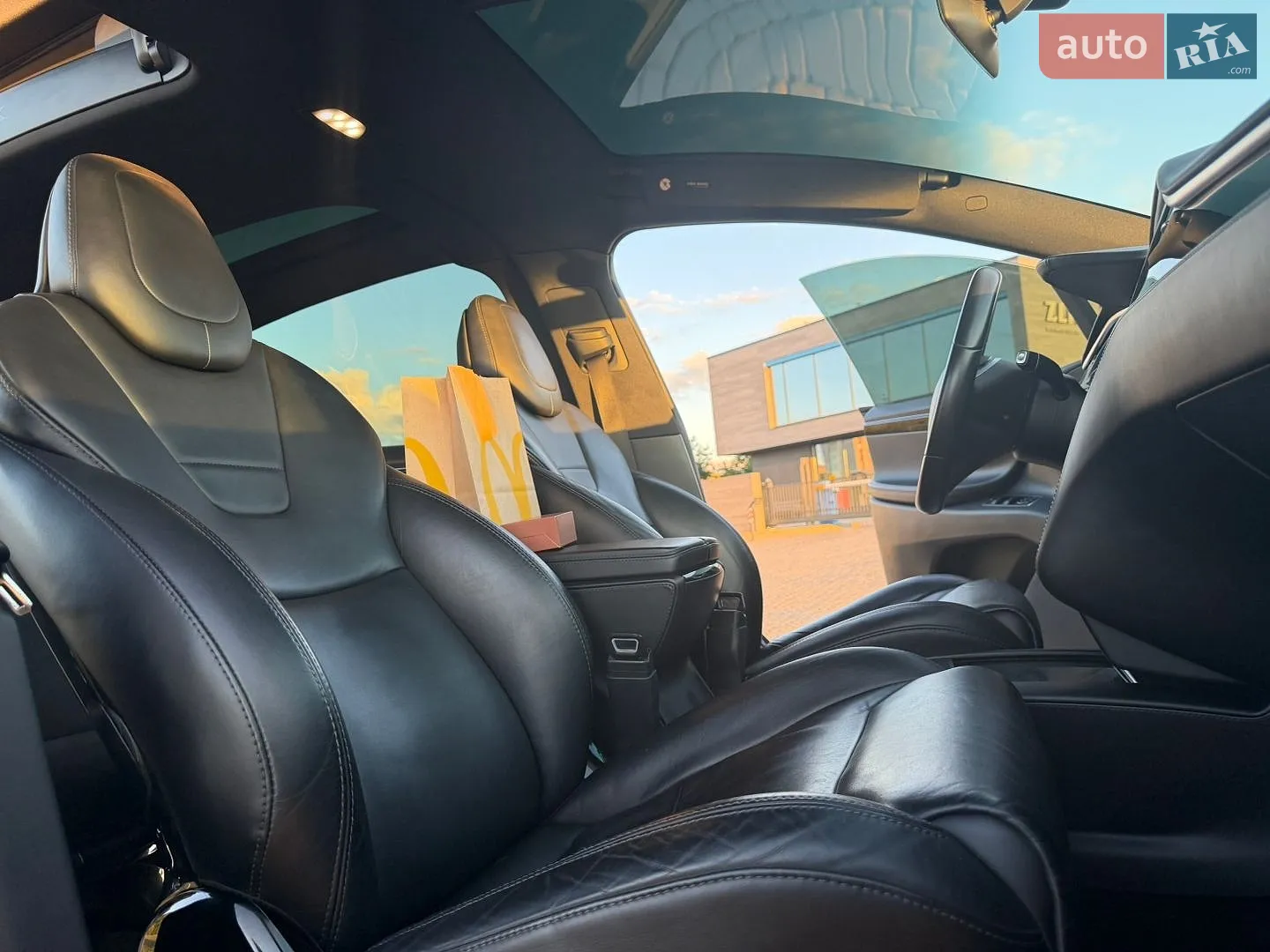 2016 Tesla Model X - мініатюра 19