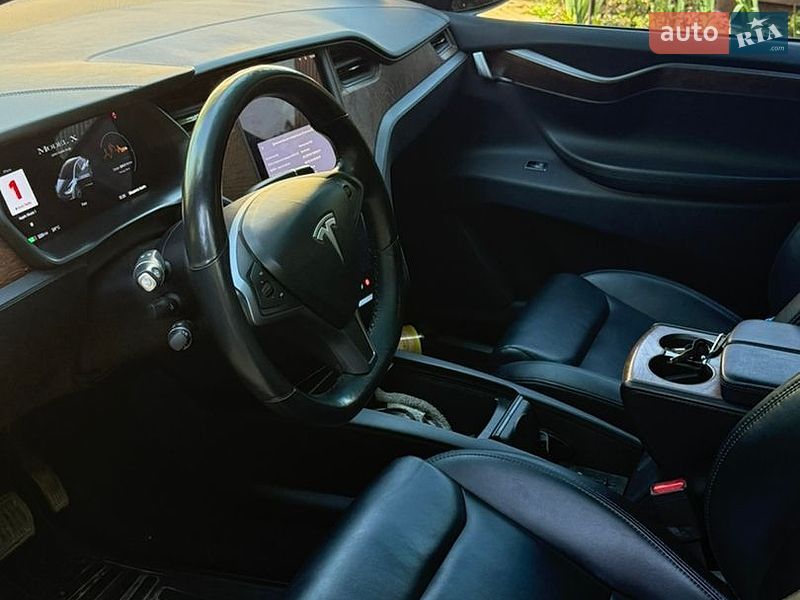 Внедорожник / Кроссовер Tesla Model X 2020 в Киеве
