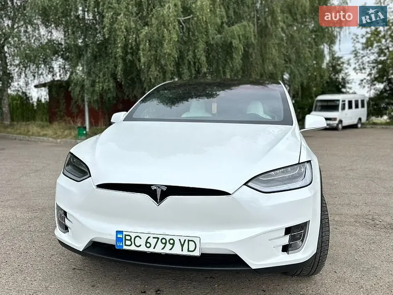 Tesla Model X 2017
