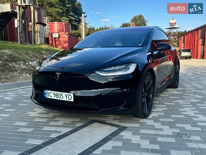 Tesla Model X 2023