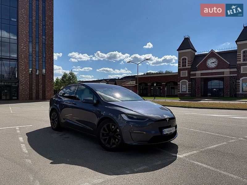 Позашляховик / Кросовер Tesla Model X 2023 в Білогородці
