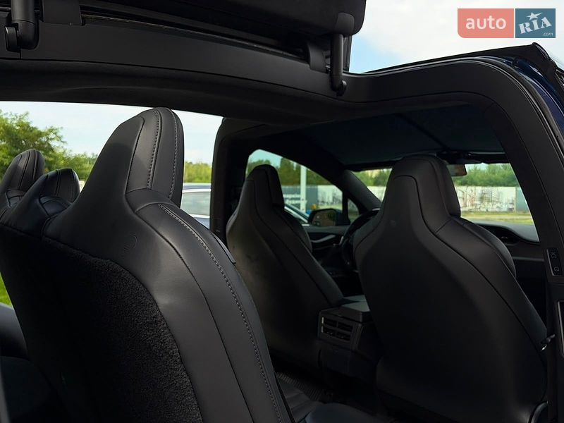 Внедорожник / Кроссовер Tesla Model X 2019 в Киеве