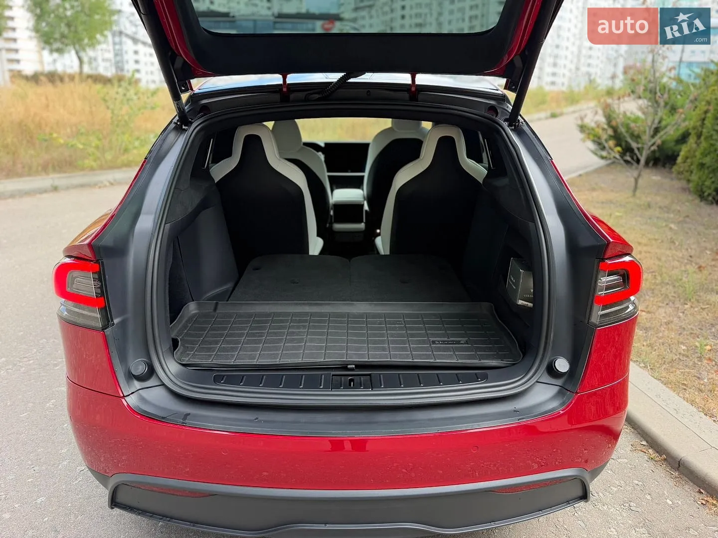 2022 Tesla Model X - мініатюра 6