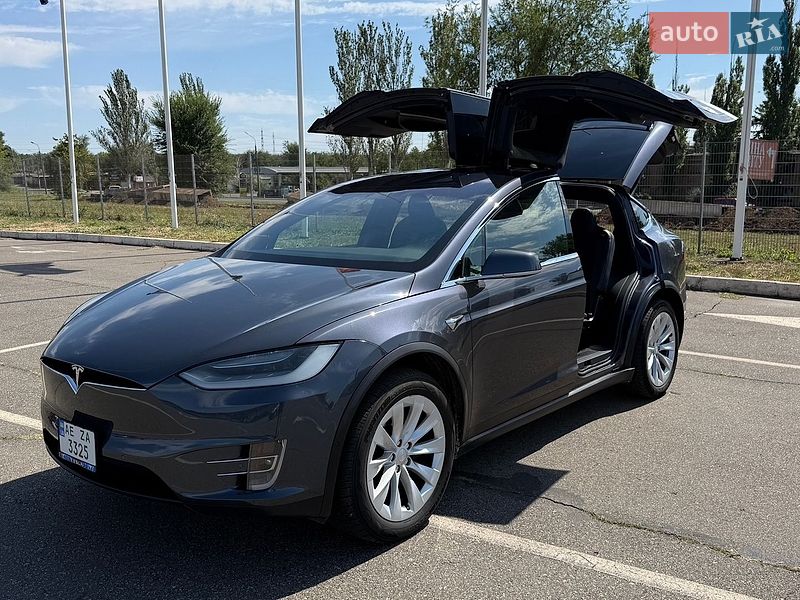 Позашляховик / Кросовер Tesla Model X 2020 в Кривому Розі