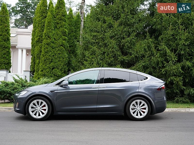 Внедорожник / Кроссовер Tesla Model X 2020 в Киеве