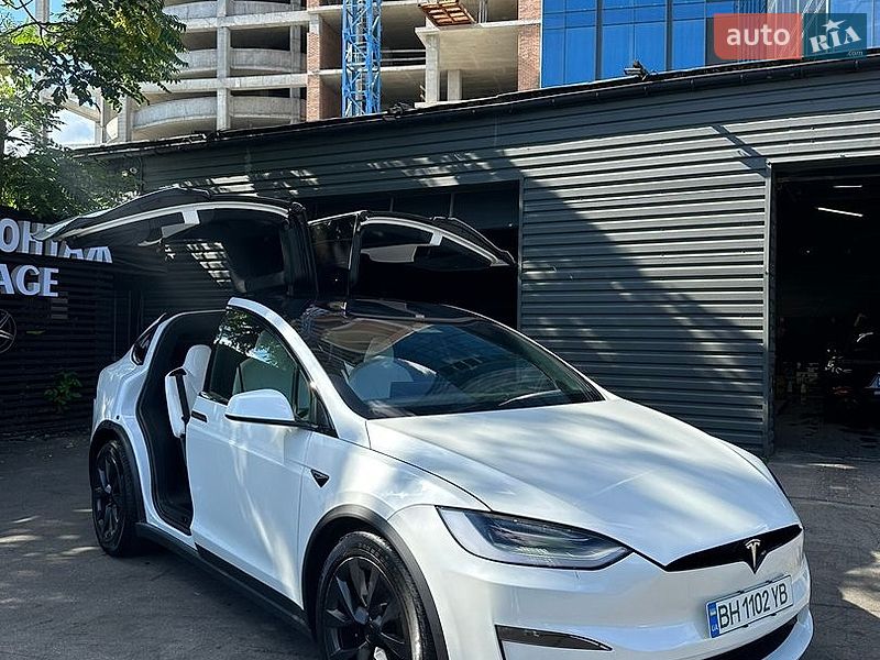 Позашляховик / Кросовер Tesla Model X 2023 в Києві фото 4 Позашляховик / Кросовер Tesla Model X 2023 в Києві