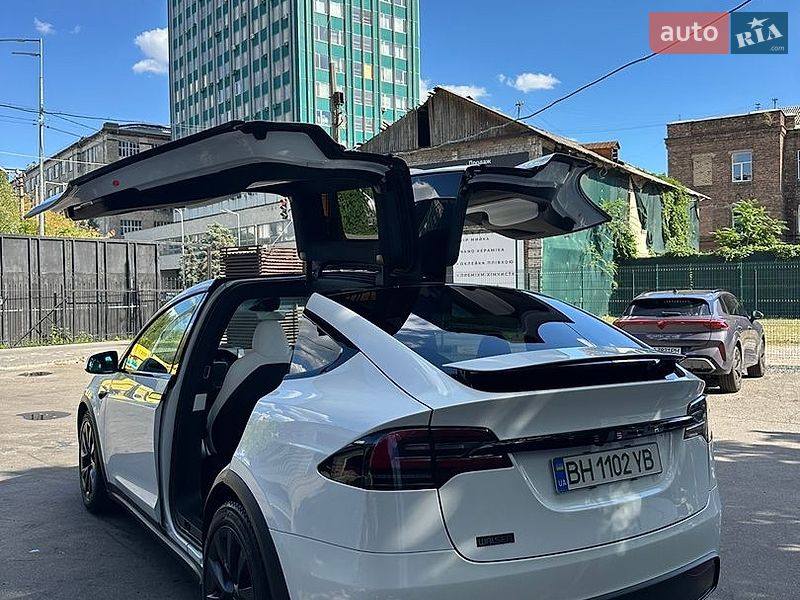 Позашляховик / Кросовер Tesla Model X 2023 в Києві фото 9 Позашляховик / Кросовер Tesla Model X 2023 в Києві