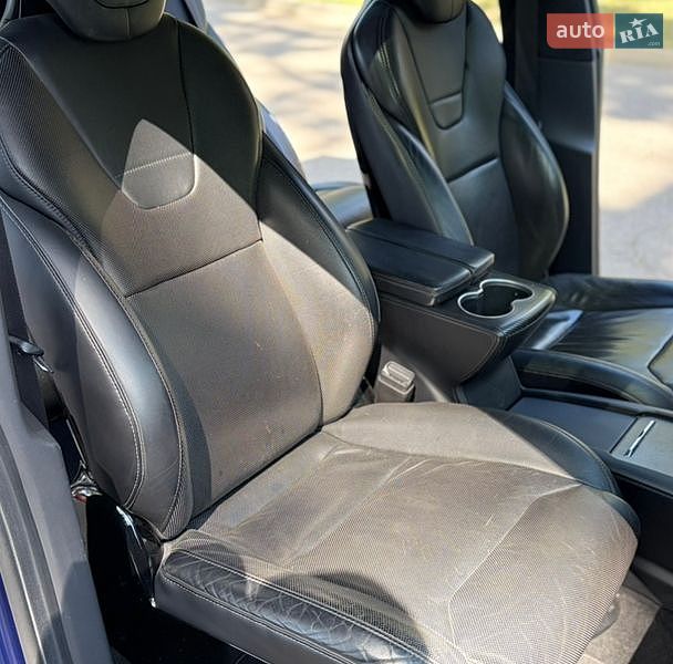 Позашляховик / Кросовер Tesla Model X 2016 в Харкові