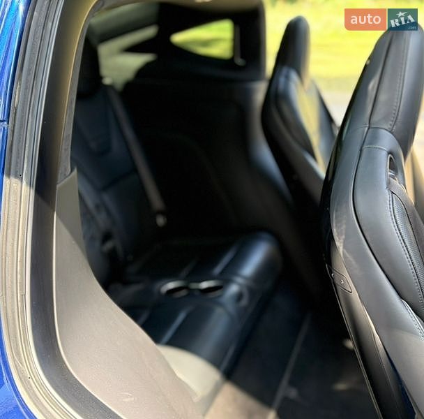Позашляховик / Кросовер Tesla Model X 2016 в Харкові