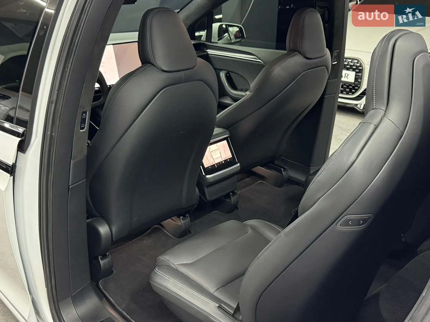 2022 Tesla Model X - мініатюра 33