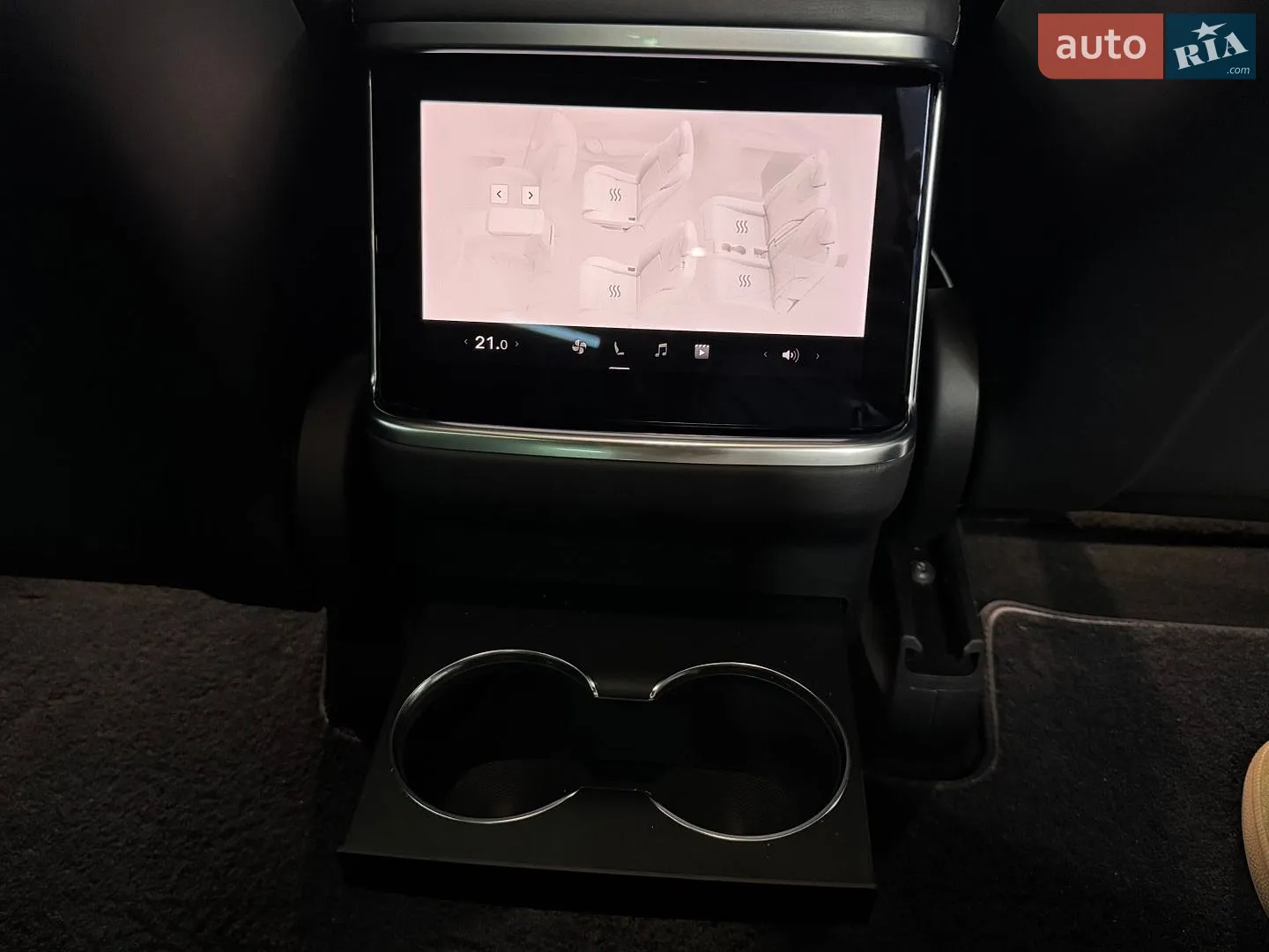 2022 Tesla Model X - мініатюра 39
