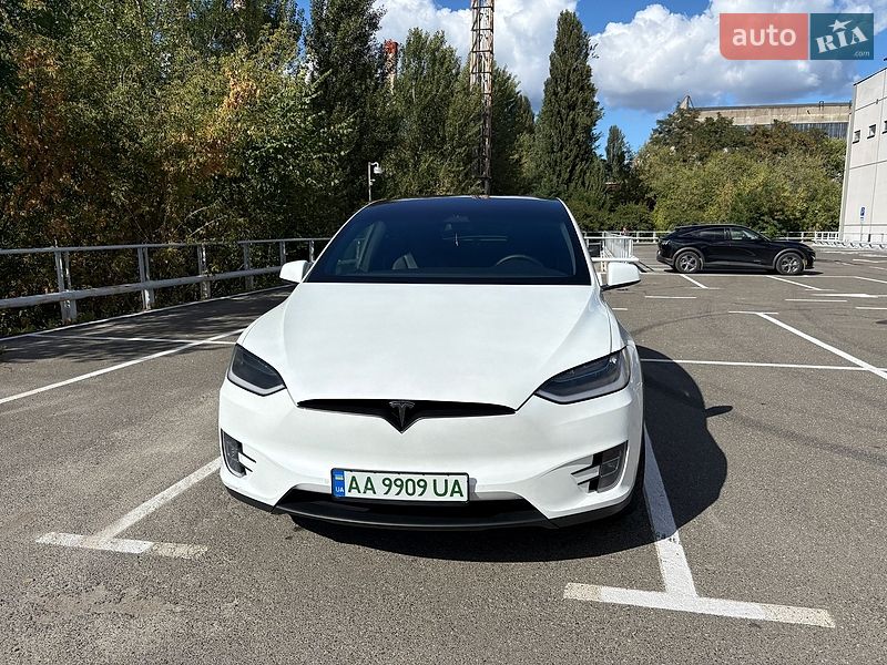 Внедорожник / Кроссовер Tesla Model X 2019 в Киеве фото 12 Внедорожник / Кроссовер Tesla Model X 2019 в Киеве