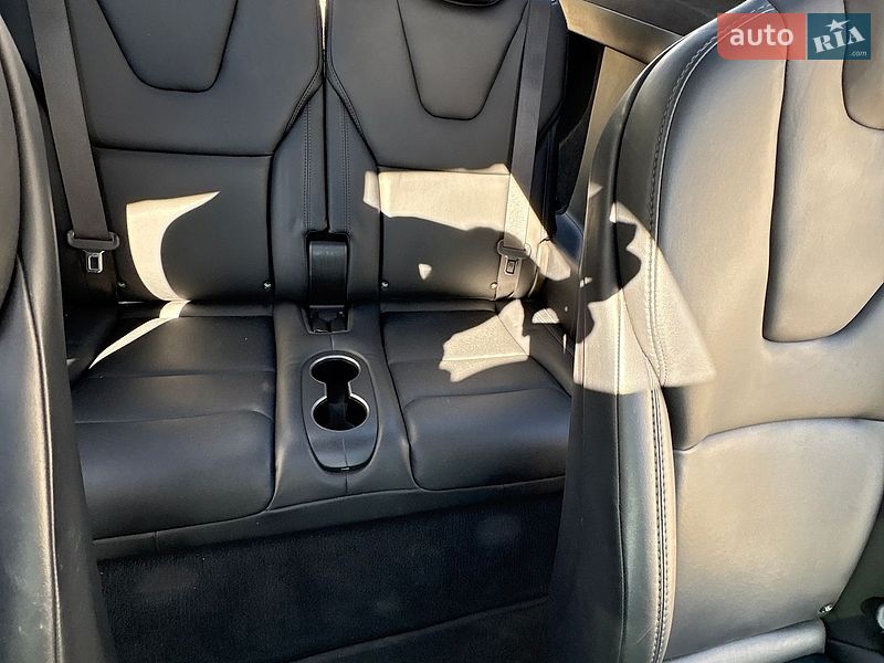 Внедорожник / Кроссовер Tesla Model X 2019 в Киеве фото 18 Внедорожник / Кроссовер Tesla Model X 2019 в Киеве