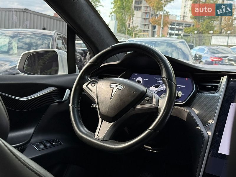 Позашляховик / Кросовер Tesla Model X 2018 в Харкові