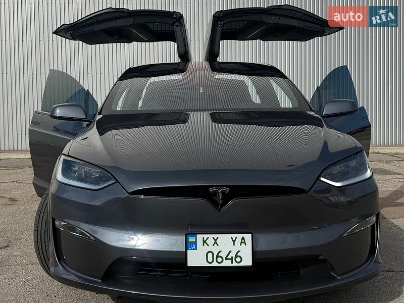 Tesla Model X