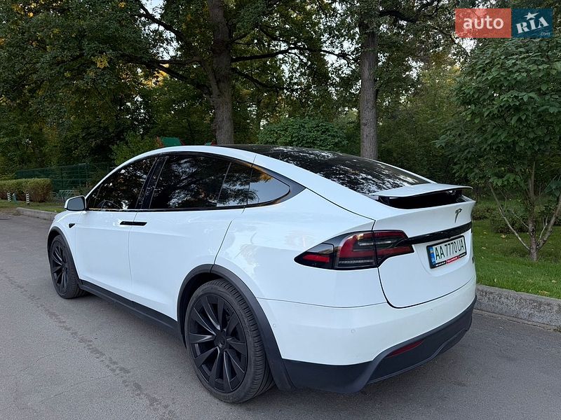 Позашляховик / Кросовер Tesla Model X 2022 в Бучі