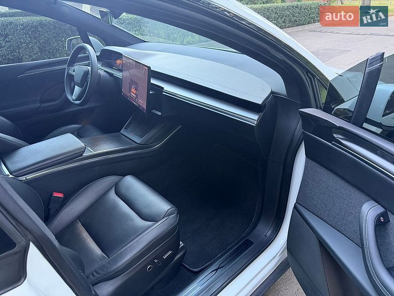 Позашляховик / Кросовер Tesla Model X 2022 в Бучі